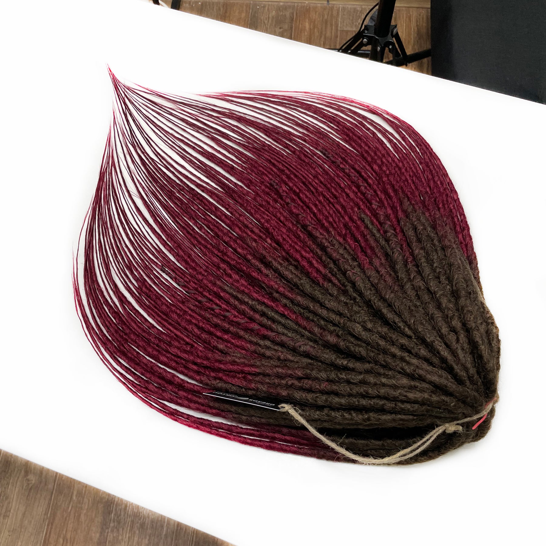 DE Crochet Red Wine STOCK