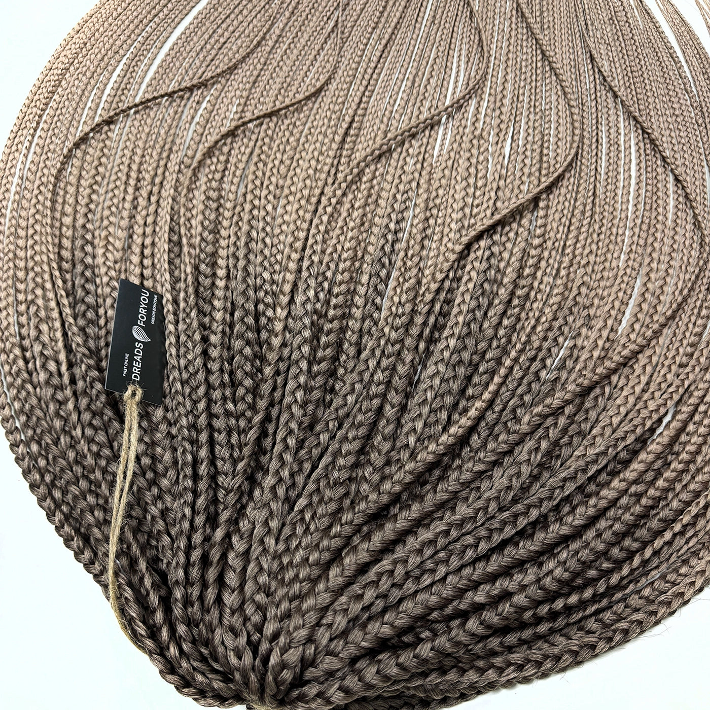 DE Braids Vienna Coffe STOCK 55-60 cm