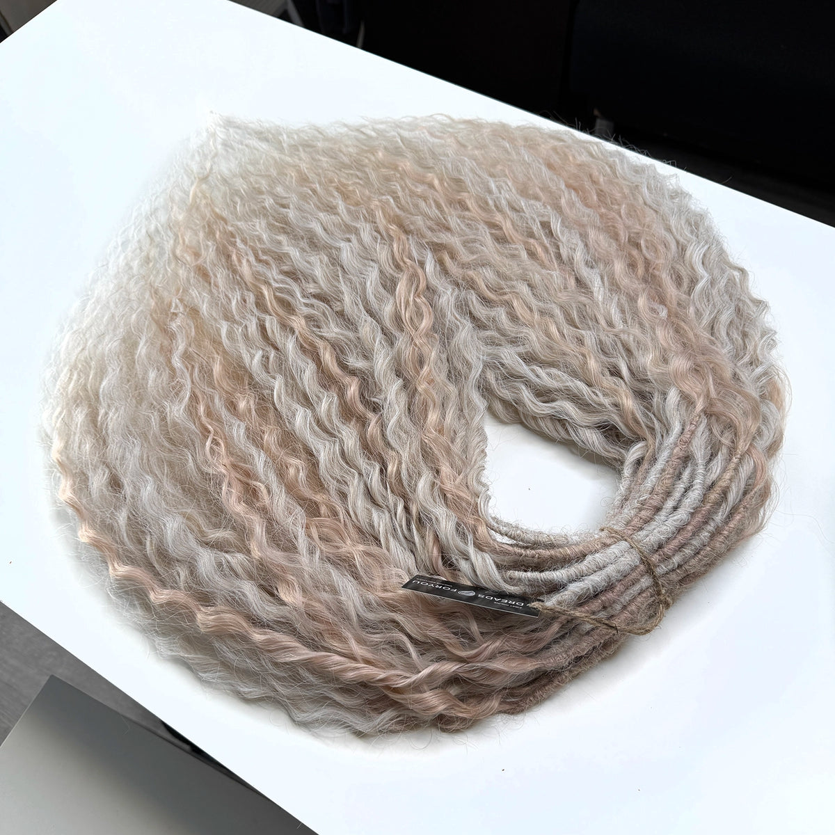 DE Ariel Mix Ivory/Opink STOCK 50 pcs 55 cm