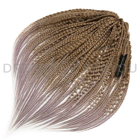 DE Textured braids Latte STOCK