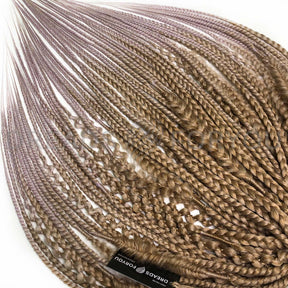 DE Textured braids Latte STOCK